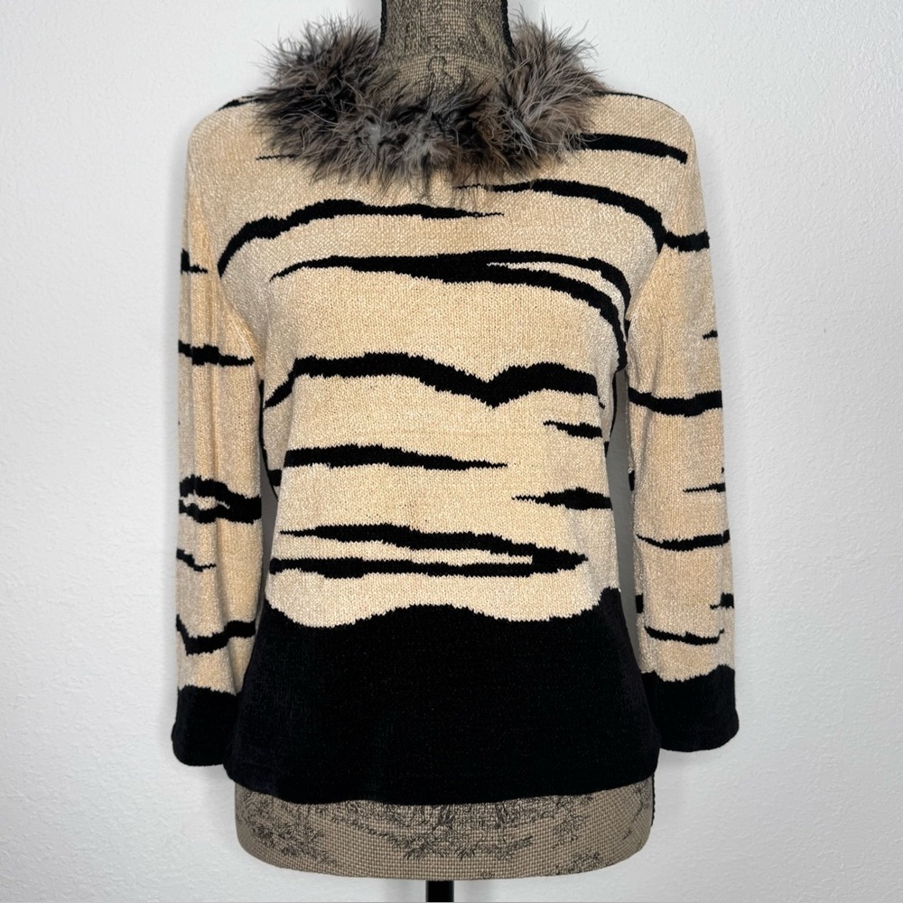 Elizabeth New York Tan Black Fuzzy Collar Rare Vintage Sweater Top Size Small